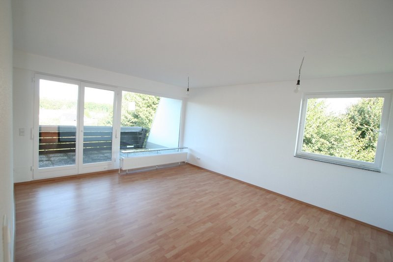 Energetisch modernisiert, Balkon, phantastischer Waldblick! - Photo 2