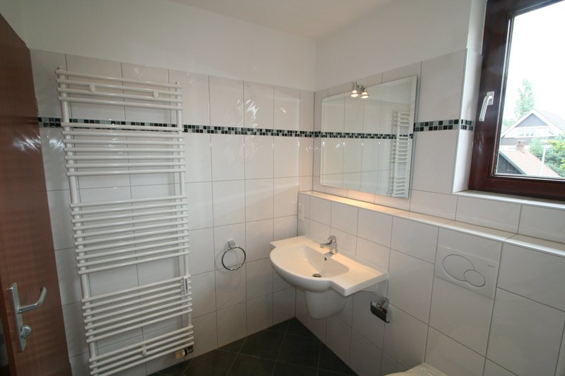 Traumhaftes Reihenmittelhaus in Cityrandlage mit amerikanischer Küchenlösung! - Photo 5