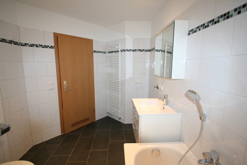 Großzügige Etagenwohnung mit Wohlfühlgarantie in Elbnähe! - Foto 1